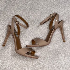 Steve Madden shiny nude heels